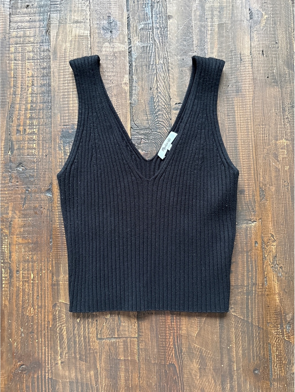 Madewell v neck ribbed top
